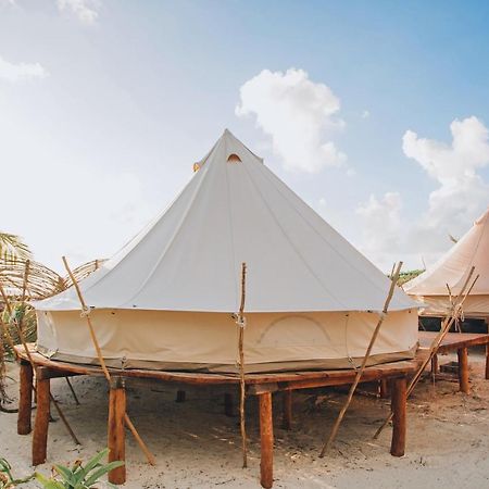 ホテル Glamp Ikal トゥルム エクステリア 写真