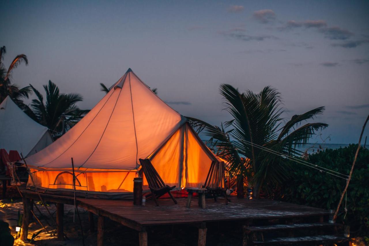 ホテル Glamp Ikal トゥルム エクステリア 写真