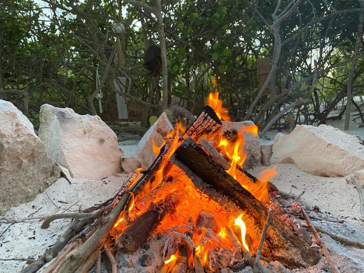 ホテル Glamp Ikal トゥルム エクステリア 写真