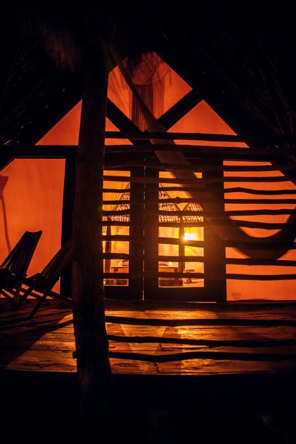 ホテル Glamp Ikal トゥルム エクステリア 写真