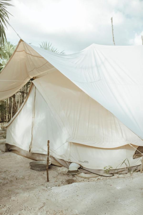 ホテル Glamp Ikal トゥルム エクステリア 写真