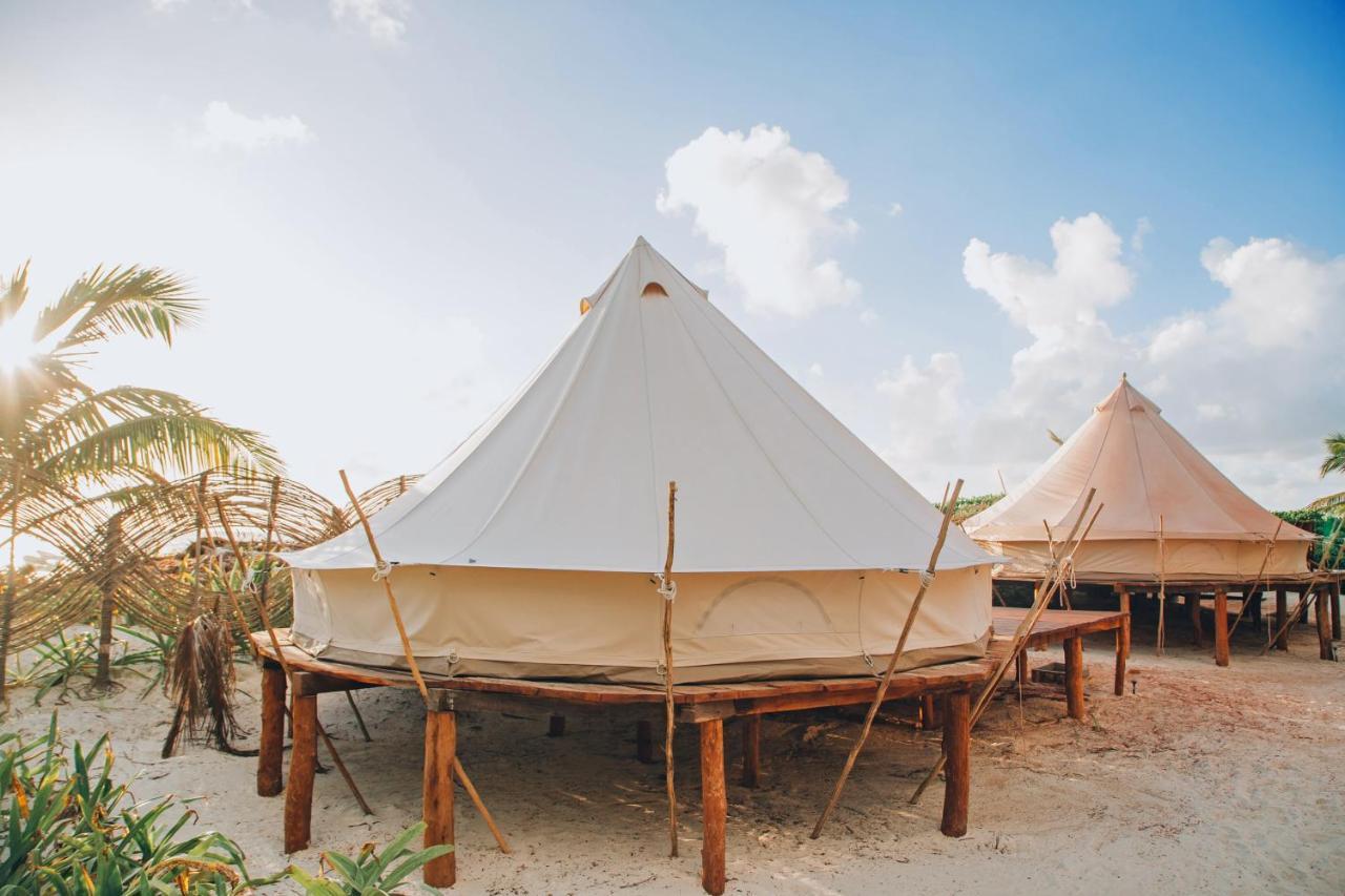 ホテル Glamp Ikal トゥルム エクステリア 写真
