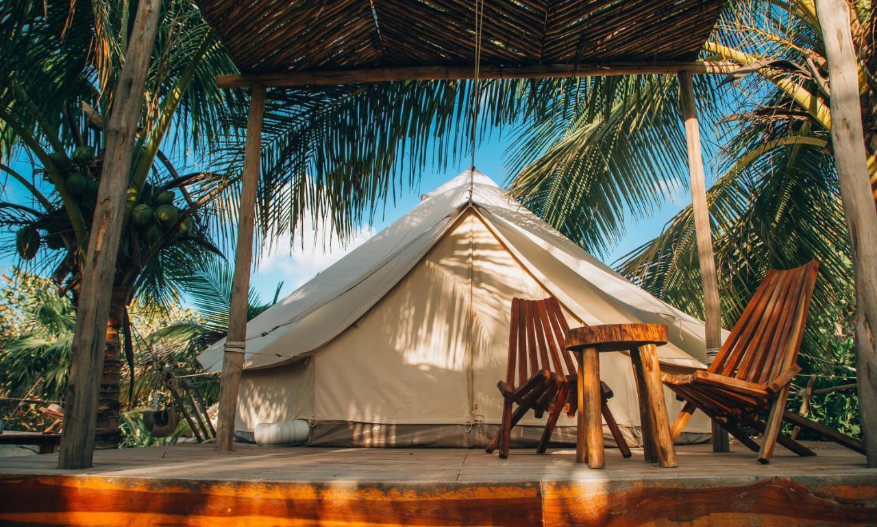 ホテル Glamp Ikal トゥルム エクステリア 写真