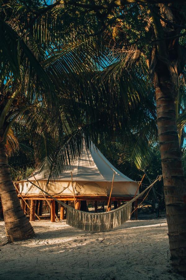 ホテル Glamp Ikal トゥルム エクステリア 写真